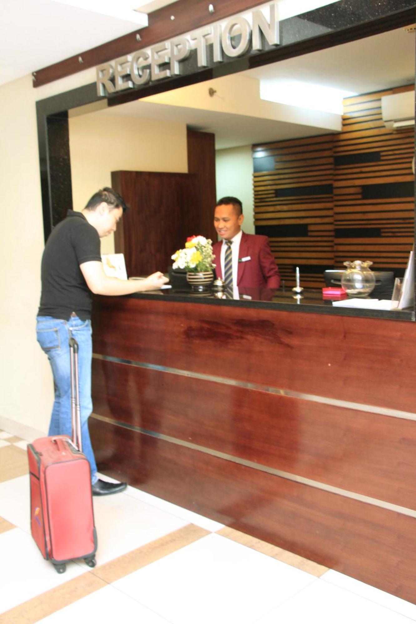 Shankee Sudirman Jakarta Buitenkant foto